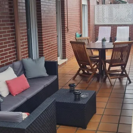 Apartamento Bonito En Con Terraza Y Parking
